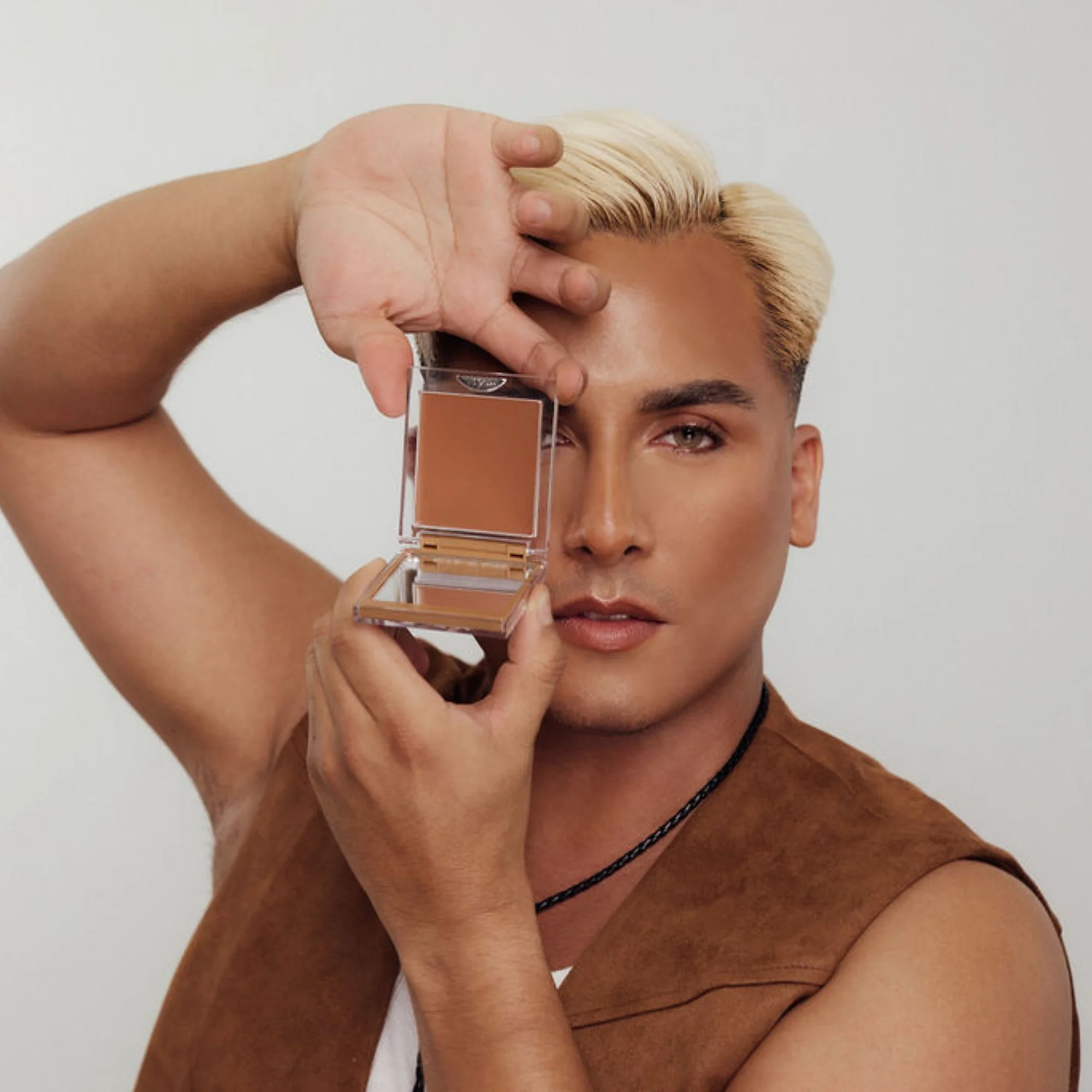 Silktone Cream Bronzer - Image 26